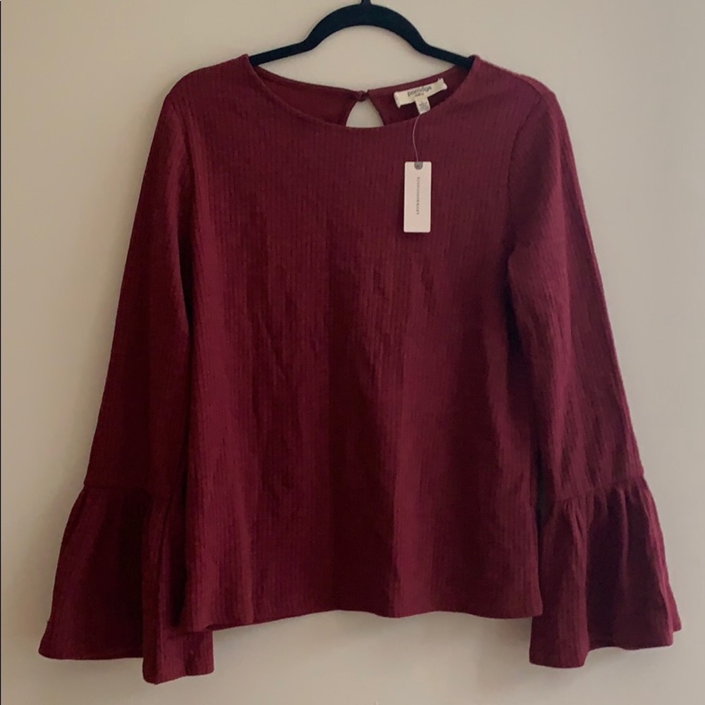 NWT bell sleeve top - Picture 3 of 5